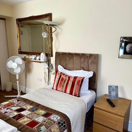 Abc Hyde Park Hotel London Bagian luar foto