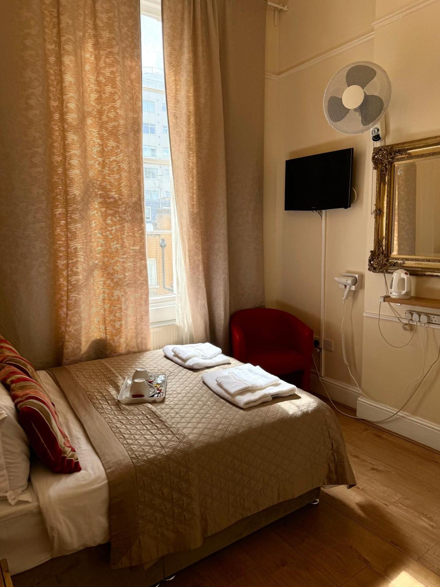 Abc Hyde Park Hotel London Bagian luar foto