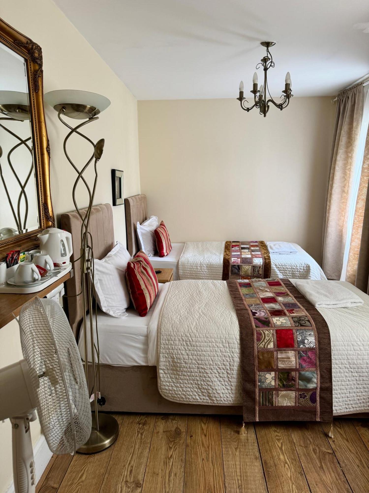 Abc Hyde Park Hotel London Bagian luar foto
