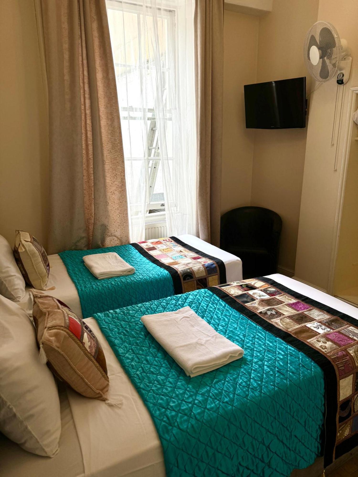Abc Hyde Park Hotel London Bagian luar foto