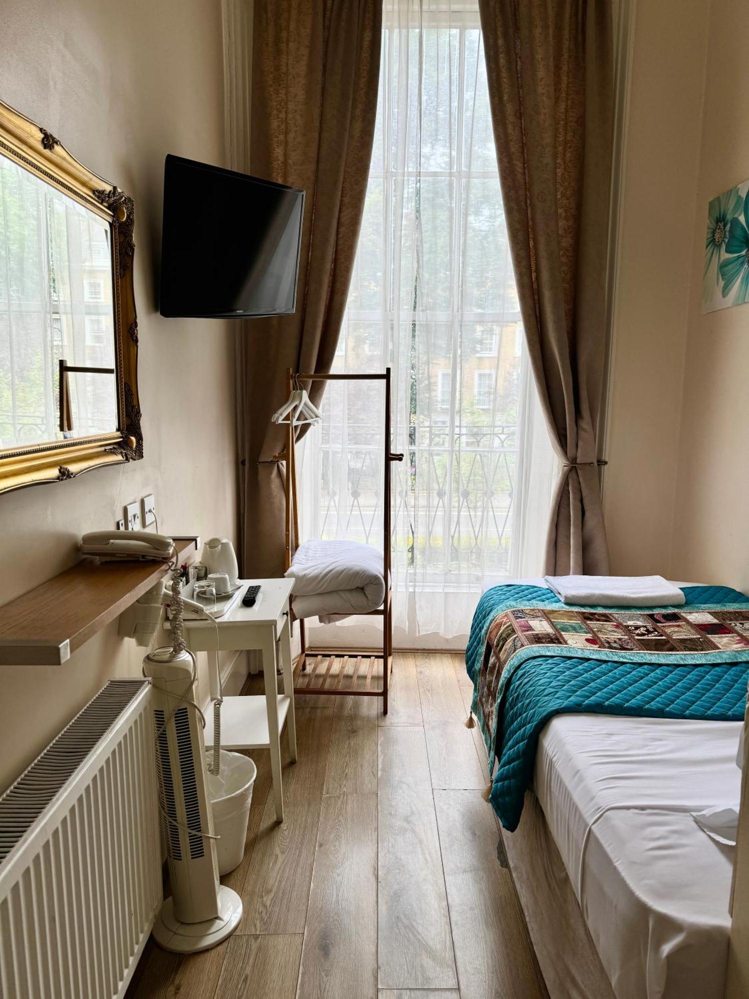 Abc Hyde Park Hotel London Bagian luar foto