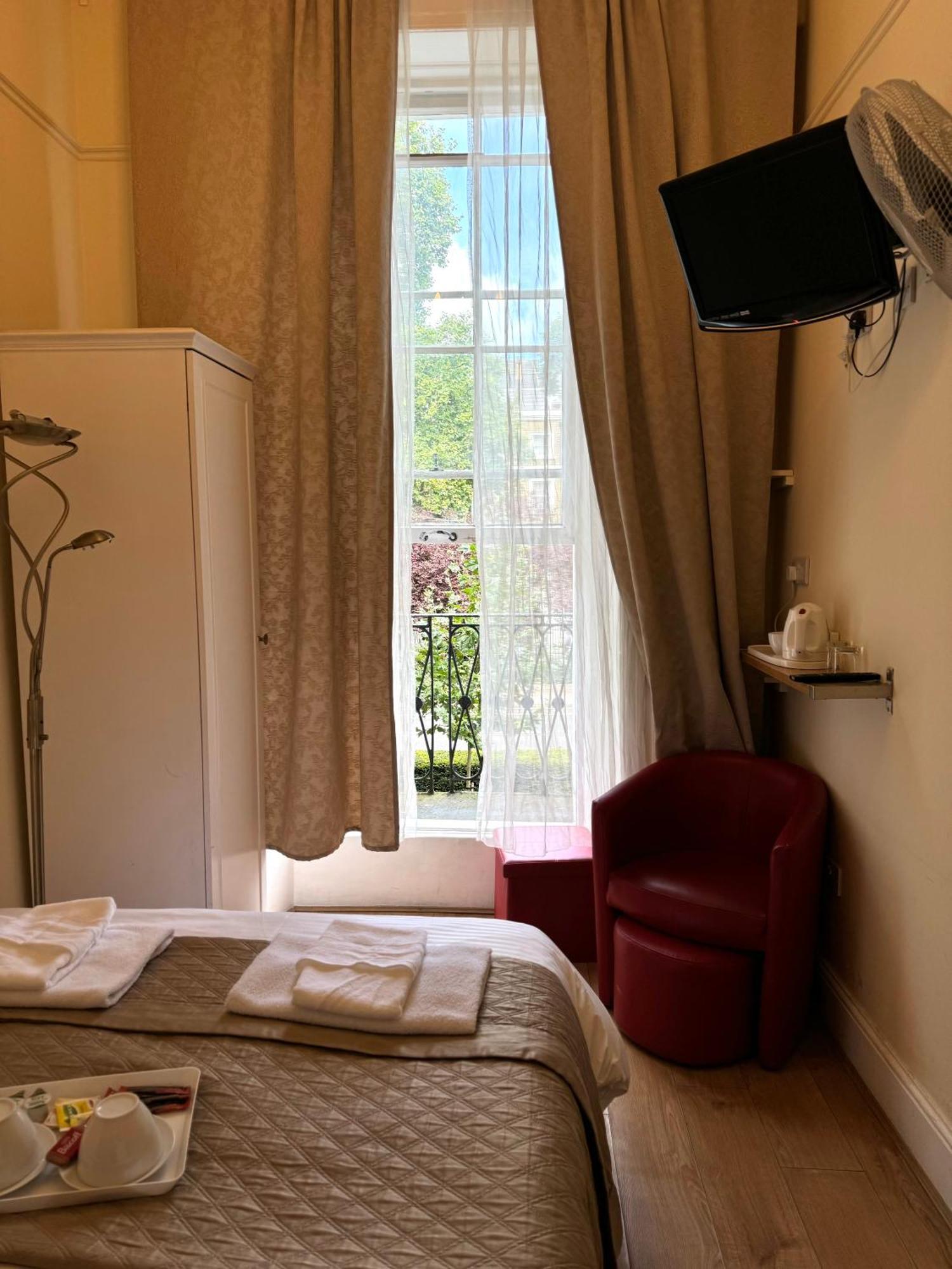 Abc Hyde Park Hotel London Bagian luar foto