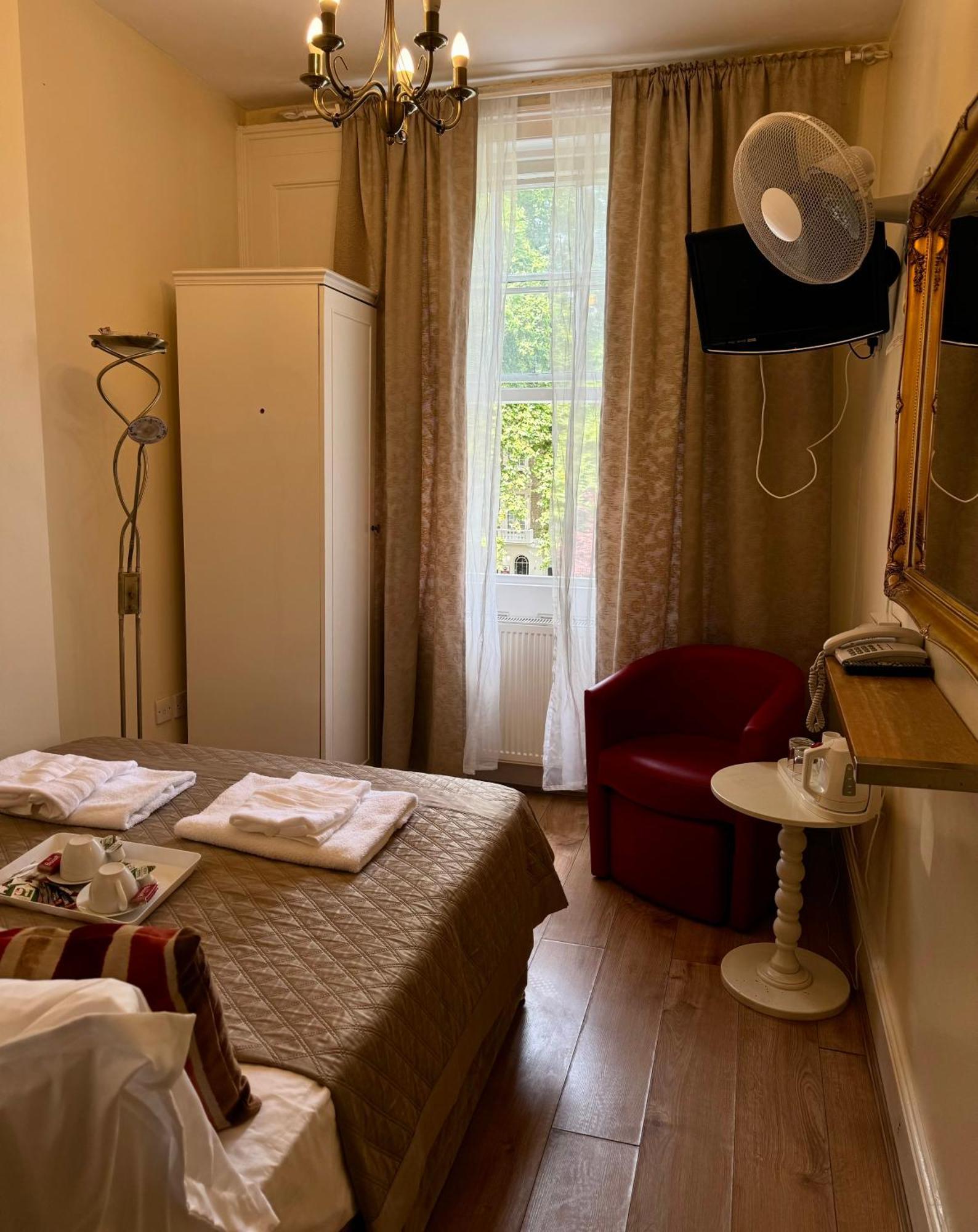 Abc Hyde Park Hotel London Bagian luar foto